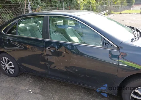 2015 Toyota Camry Le из США, поврежденный, VIN 4T1BF1FK8FU085379